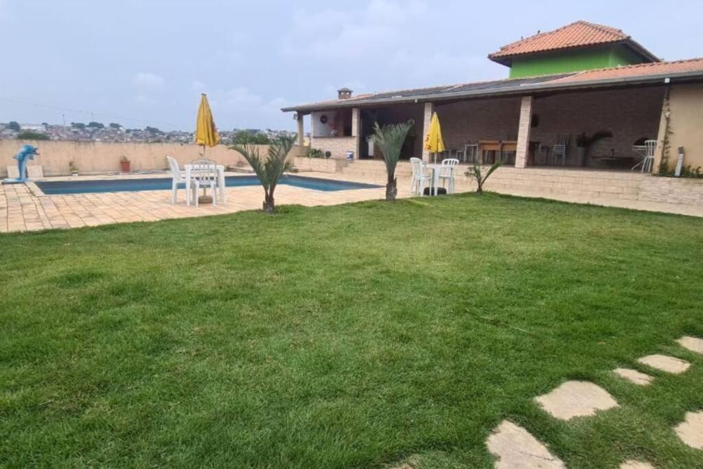 Casa de férias Rancho Da Diversao Com 4 Quartos *